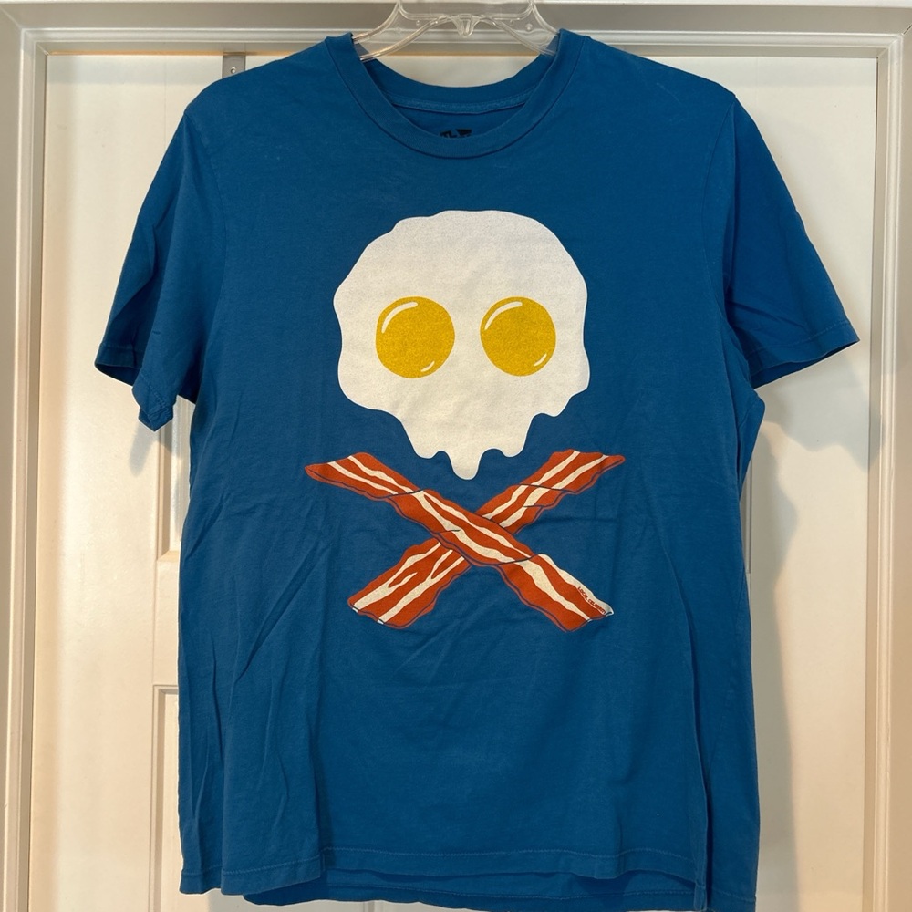 Brunch anyone? T-Shirt with Egg and Bacon Design